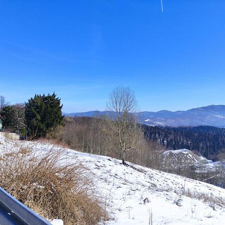 Vila Kuca Za Odmor Cava Fuzine Fužinski Benkovac Exteriér fotografie